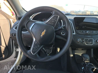 2024 Chevrolet Malibu LS 1LS – miniatura 10