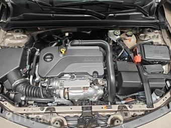 2024 Chevrolet Malibu LS 1LS - miniatura 12