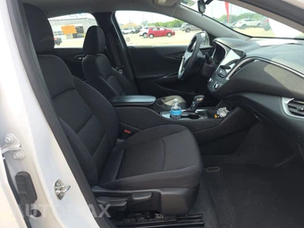 2024 Chevrolet Malibu LT 1LT – miniatura 8
