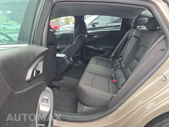 2024 Chevrolet Malibu LT 1LT – miniatura 13