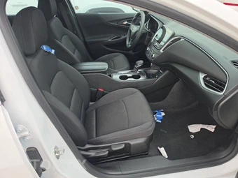 2024 Chevrolet Malibu LT 1LT – miniatura 8