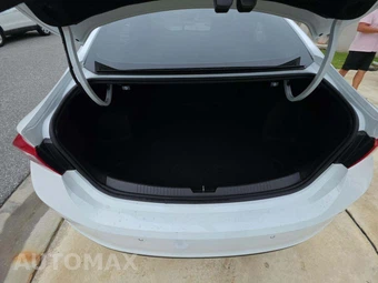 2024 Chevrolet Malibu LT 1LT – miniatura 14