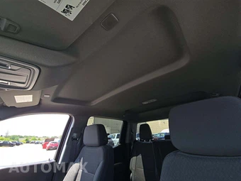 2024 Chevrolet Silverado 1500 Custom Crew Cab Medium Bed 1CX - miniatura 8