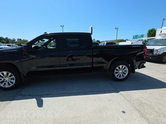 2024 Chevrolet Silverado 1500 Custom Crew Cab Medium Bed 1CX - miniatura 3