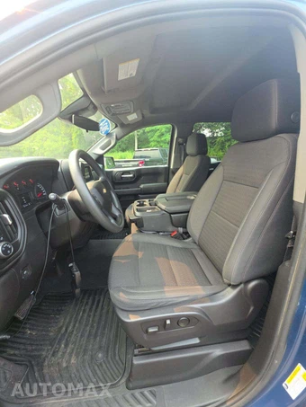 2024 Chevrolet Silverado 1500 Custom Crew Cab Medium Bed 1CX – miniatura 3