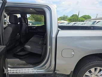 2024 Chevrolet Silverado 1500 Custom Crew Cab Short Bed 1CX - miniatura 10