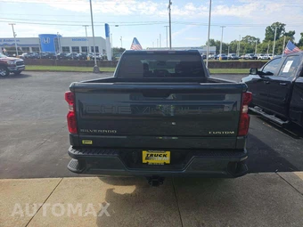 2024 Chevrolet Silverado 1500 Custom Crew Cab Short Bed 1CX - miniatura 3