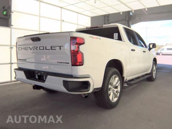 2024 Chevrolet Silverado 1500 Custom Crew Cab Short Bed 1CX - miniatura 4