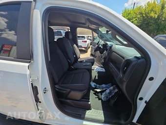 2024 Chevrolet Silverado 1500 Custom Crew Cab Short Bed 1CX - miniatura 18