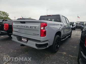 2024 Chevrolet Silverado 1500 Custom Crew Cab Short Bed 1CX - miniatura 3