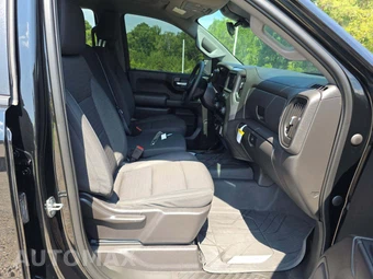 2024 Chevrolet Silverado 1500 Custom Crew Cab Short Bed 1CX - miniatura 15