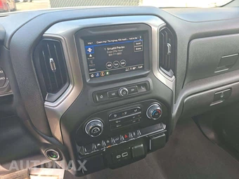 2024 Chevrolet Silverado 1500 Custom Crew Cab Short Bed 1CX - miniatura 10