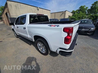 2024 Chevrolet Silverado 1500 Custom Crew Cab Short Bed 1CX - miniatura 2