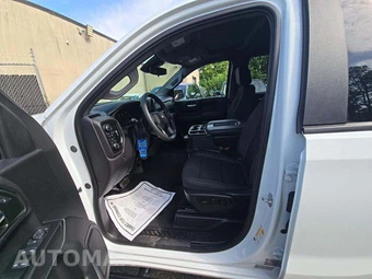 2024 Chevrolet Silverado 1500 Custom Crew Cab Short Bed 1CX - miniatura 6