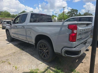 2024 Chevrolet Silverado 1500 Custom Extended Cab Medium Bed 1CX - miniatura 2
