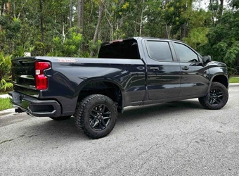 2024 Chevrolet Silverado 1500 Custom Trail Boss Crew Cab Medium Bed 2CX - miniatura 2