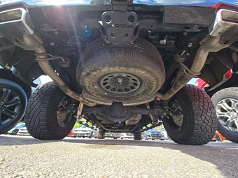 2024 Chevrolet Silverado 1500 Custom Trail Boss Crew Cab Short Bed 2CX - miniatura 15