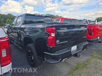2024 Chevrolet Silverado 1500 Custom Trail Boss Crew Cab Short Bed 2CX - miniatura 2