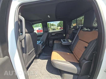 2024 Chevrolet Silverado 1500 High Country Crew Cab Medium Bed - miniatura 10