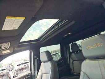 2024 Chevrolet Silverado 1500 High Country Crew Cab Short Bed - miniatura 11