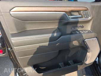 2024 Chevrolet Silverado 1500 High Country Crew Cab Short Bed - miniatura 9