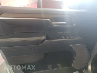 2024 Chevrolet Silverado 1500 High Country Crew Cab Short Bed - miniatura 9