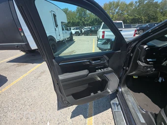 2024 Chevrolet Silverado 1500 High Country Crew Cab Short Bed 3LZ - miniatura 9