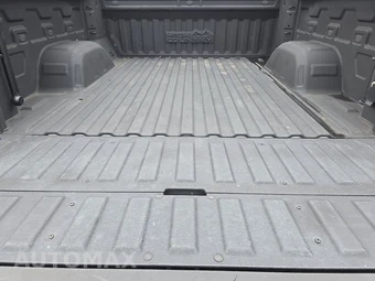 2024 Chevrolet Silverado 1500 High Country Crew Cab Short Bed 3LZ - miniatura 16