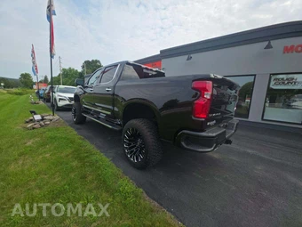 2024 Chevrolet Silverado 1500 High Country Crew Cab Short Bed 3LZ - miniatura 2