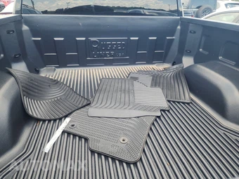 2024 Chevrolet Silverado 1500 LT Crew Cab Short Bed 2FL - miniatura 16
