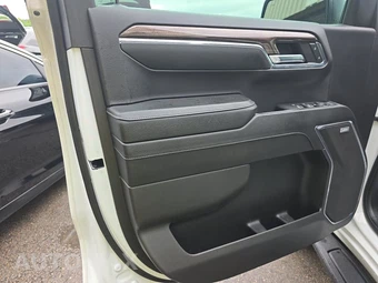 2024 Chevrolet Silverado 1500 LT Trail Boss Crew Cab Short Bed 2LT - miniatura 9