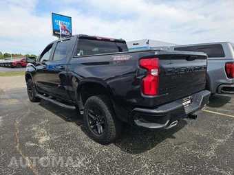 2024 Chevrolet Silverado 1500 LT Trail Boss Crew Cab Short Bed 2LT - miniatura 2
