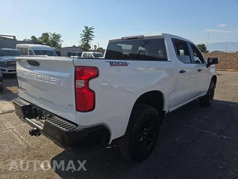 2024 Chevrolet Silverado 1500 LT Trail Boss Crew Cab Short Bed 2LT - miniatura 3