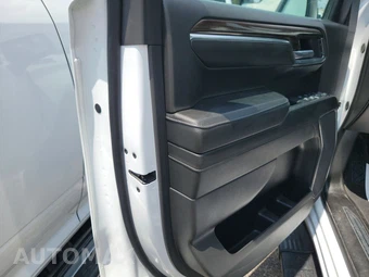 2024 Chevrolet Silverado 1500 LT Trail Boss Crew Cab Short Bed 2LT - miniatura 9