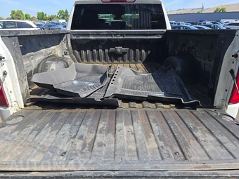 2024 Chevrolet Silverado 1500 LT Trail Boss Crew Cab Short Bed 2LT - miniatura 16