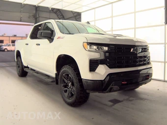 2024 Chevrolet Silverado 1500 LT Trail Boss Crew Cab Short Bed 2LT - miniatura 3