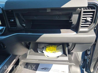 2024 Chevrolet Silverado 1500 LTZ Crew Cab Short Bed - miniatura 16