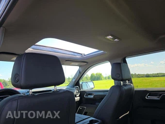 2024 Chevrolet Silverado 1500 LTZ Crew Cab Short Bed - miniatura 8