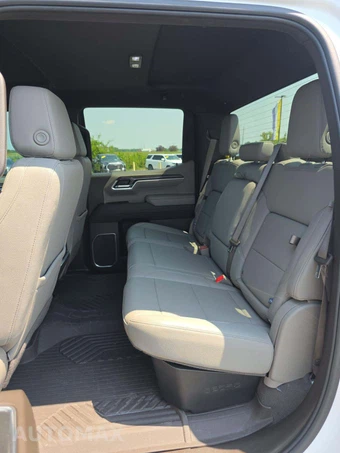 2024 Chevrolet Silverado 1500 LTZ Crew Cab Short Bed 1LZ - miniatura 13