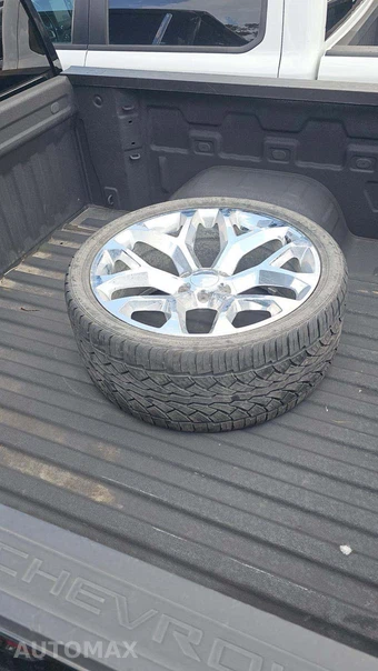 2024 Chevrolet Silverado 1500 LTZ Crew Cab Short Bed 1LZ - miniatura 22