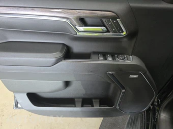 2024 Chevrolet Silverado 1500 LTZ Crew Cab Short Bed 1LZ - miniatura 9