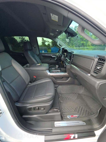 2024 Chevrolet Silverado 1500 LTZ Crew Cab Short Bed 1LZ - miniatura 18