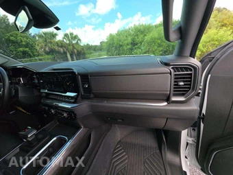 2024 Chevrolet Silverado 1500 LTZ Crew Cab Short Bed 1LZ - miniatura 19