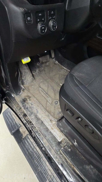 2024 Chevrolet Silverado 1500 RST Crew Cab Medium Bed 1SP - miniatura 33