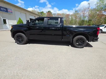 2024 Chevrolet Silverado 1500 RST Crew Cab Medium Bed 1SP - miniatura 3