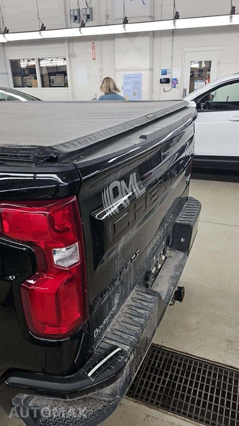 2024 Chevrolet Silverado 1500 RST Crew Cab Medium Bed 1SP - miniatura 32