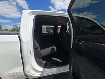 2024 Chevrolet Silverado 1500 RST Crew Cab Short Bed 1SP - miniatura 13