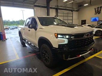 2024 Chevrolet Silverado 1500 ZR2 Crew Cab Short Bed 3LT - miniatura 4