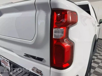2024 Chevrolet Silverado 1500 ZR2 Crew Cab Short Bed 3LT - miniatura 32