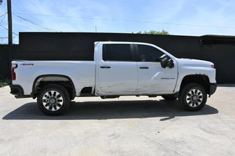 2024 Chevrolet Silverado 2500HD Custom Crew Cab Medium Bed 1CX - miniatura 7
